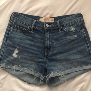 Hollister high-rise shorts